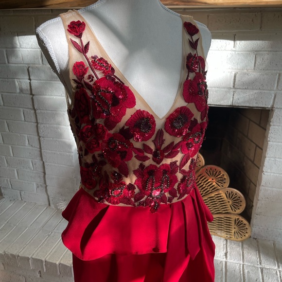 Marchesa Notte beaded gown ♥️ - Picture 2 of 9